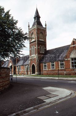 Holme Hill School