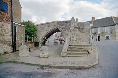 Holy Trinity Bridge 1